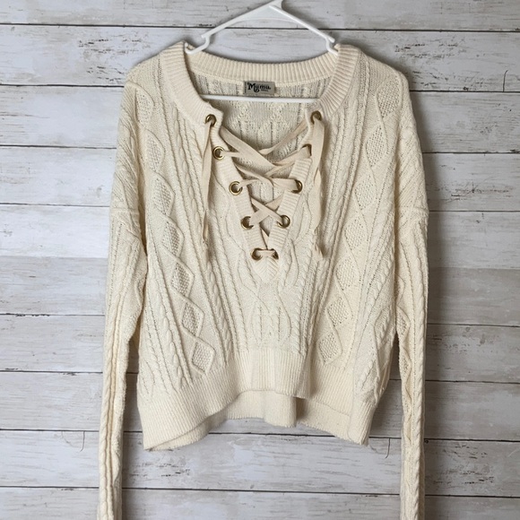 Show Me Your MuMu Lace Up Cable Knit Sweater - Picture 3 of 10